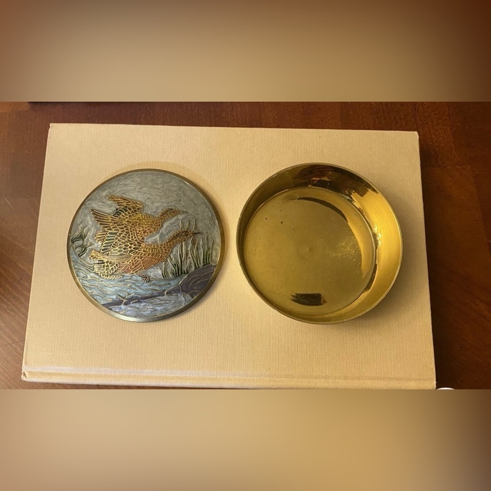Vintage Brass & Enamel Inlay Duck Trinket Box - Picture 3 of 6